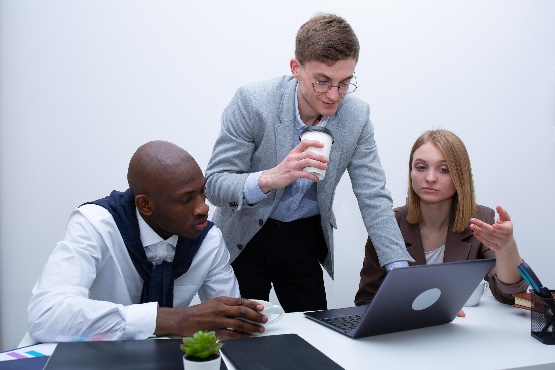 Managing Organizational Change: Strategies for Business Owners