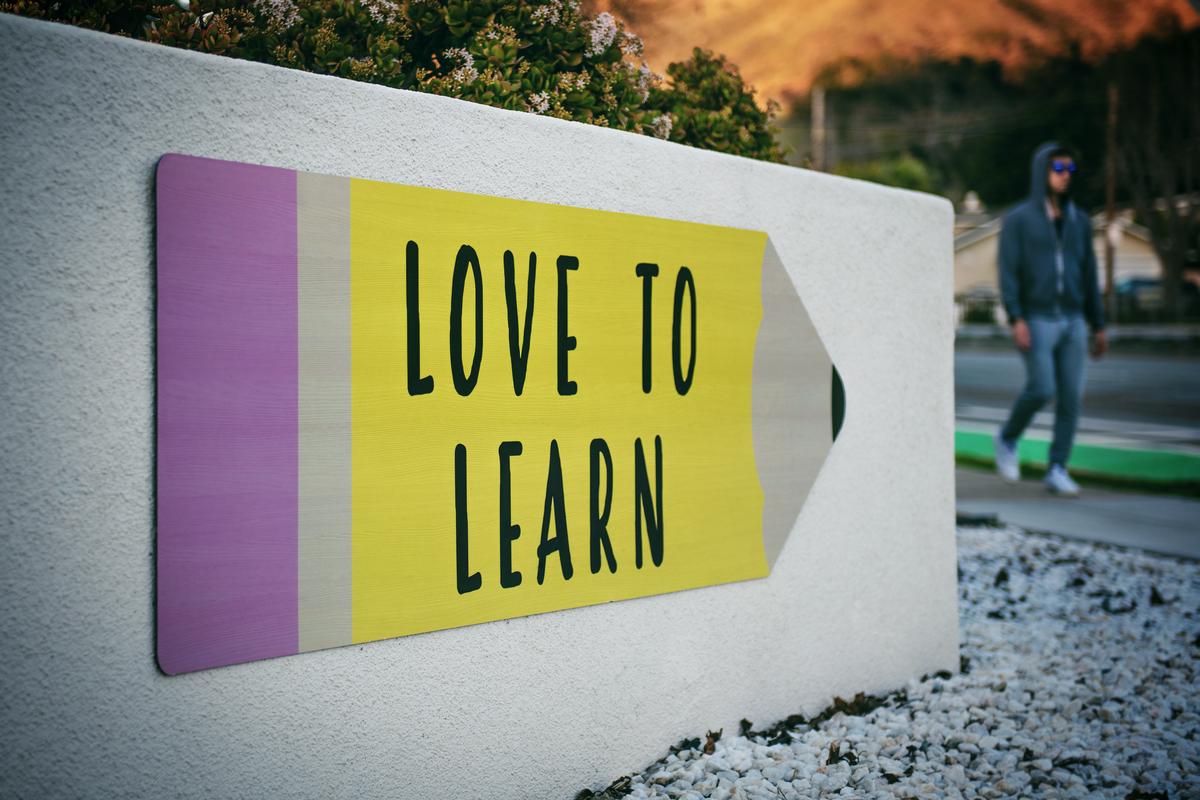 Image depicting the importance of continuous learning for leadership